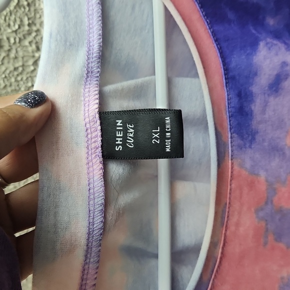 🔴 3 for $12 Shein Curve 2xl pink and purple tye dye - Picture 3 of 4